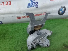 Подушка двигателя Mercedes A180 2018 A2472402800 W177 282.914