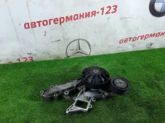 Помпа Mercedes E300 2013 A2762001301 W212 276.952