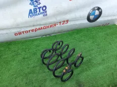 Пружина подвески Mercedes GLA180 2015 A2463243004 X156 270.910, задняя