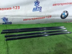 Молдинг стекла Mercedes A180 2016 A1767250382 W176 270.910