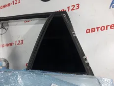 Форточка двери BMW X5 2016 51357289683 F15 N57D30A, задняя левая
