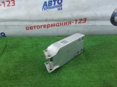 Кронштейн усилителя бампера Mercedes C200 2017 A2056200495 S205 274.920, правый