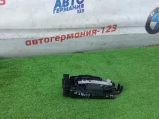 Замок двери Mercedes V220 2016 A4477301135 W447 651.950, задний правый