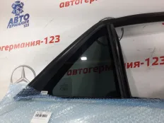 Форточка двери Mercedes ML350 2012 A1667300655 W166 642.826, правая