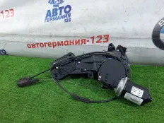 Электропривод двери Mercedes V220 2017 A4477603300 W447 651.950, правый