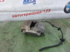 Суппорт тормозной BMW 530e 2017 34116883484 G30 B48B20A, передний правый