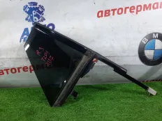 Форточка двери Mercedes CLA180 2017 A1177300455 X117 270.910, правая