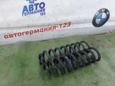 Пружина Mercedes E200 2017 A2133240404 W213 274.920, задняя