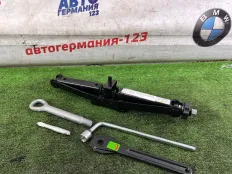 Домкрат Mercedes ML350 2012 A1645800218 W166 642.826