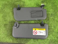 Козырек солнцезащитный Toyota Yaris 2021 7432052J00C1 XP210 1KR