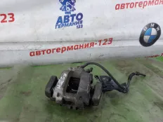 Суппорт тормозной BMW 320i 2019 34116857688 F30 B48B20A, передний правый