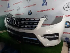 Бампер Mercedes ML350 2012 A1668854925 W166 642.826, передний
