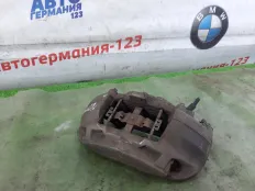 Суппорт тормозной Mercedes C220 2017 A0114219698 W205 651.921, передний правый