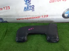 Воздуховод BMW X5 2016 13718570289 F15 N57D30A