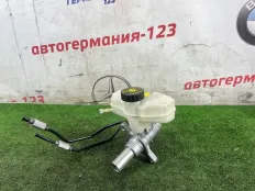 Главный тормозной цилиндр BMW 530e 2017 34336881095 G30 B48B20A