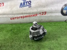 Подушка двигателя BMW 530e 2017 22116860492 G30 B48B20A, правая
