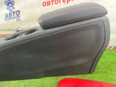 Консоль центральная Mercedes CLA45 2015 A1766803101 C117 133.980