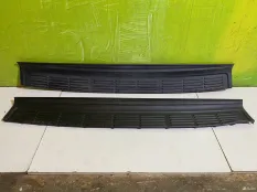 Накладка заднего бампера Toyota Land Cruiser 200