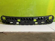 Кронштейн заднего бампера Audi Q3 8U0807385C