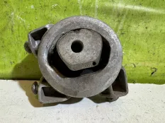 Опора двигателя задняя Mercedes W169 A1692401218