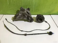 Кулак поворотный задний BMW X5 E70 X6 677098406