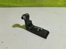 Петля двери задней левой нижняя BMW 41527284543