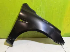 Крыло переднее правое Hyundai Verna 663211E000