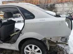 Крыло заднее левое Chevrolet Lacetti J200 96404749