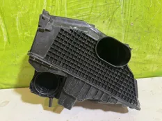 Корпус воздушного фильтра Renault 165001258R