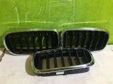 Решетка радиатора правая BMW X5 F15 Новая