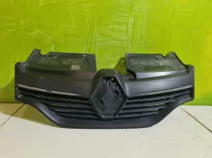 Решетка радиатора Renault Logan 2 623107605R