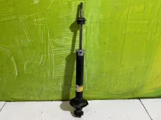 Амортизатор задний правый Lexus GS