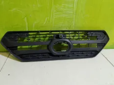 Решетка радиатора Toyota RAV4 XA50 Adventure 24