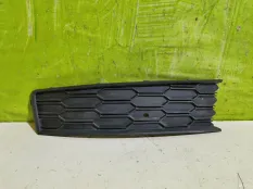 Решетка в бампер левая Skoda Rapid 60U807681A