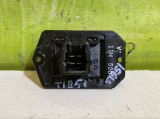Резистор печки Toyota Corolla E150 RAV4 8713826160