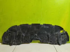 Пыльник двигателя Toyota Camry V70 51441-33220