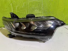 Фара правая Mitsubishi Outlander 3 8301D332