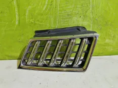 Решетка радиатора правая Mitsubishi Pajero Sport 2