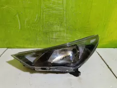 Фара левая Hyundai Solaris 2 92101h5500