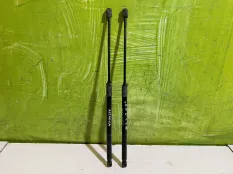 Амортизатор багажника левый правый Mazda 3 BK