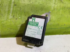 Блок управления дверьми Toyota RAV4 8974142220