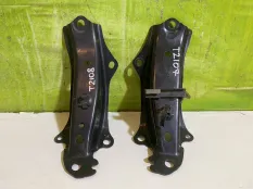 Кронштейн правый левый Toyota Corolla E150