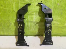 Кронштейн обшивки задний левый правый Audi Q7