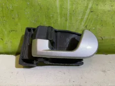 Ручка двери левой внутренняя Mitsubishi Galant 9