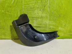 Брызговик передний правый Kia Soul 86832-B2000
