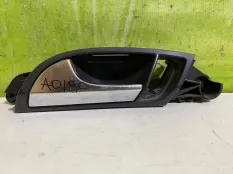 Ручка двери внутренняя левая Audi Q7 4L0837019