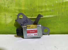 Датчик удара Toyota RAV4 8986042020