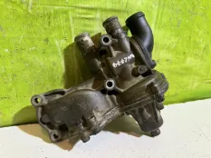 Помпа водяная Volkswagen Passat B3 037121010C