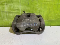 Суппорт тормозной передний Toyota Camry V40 V50