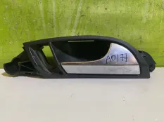 Ручка двери правой внутренняя Audi Q7 4L0837020